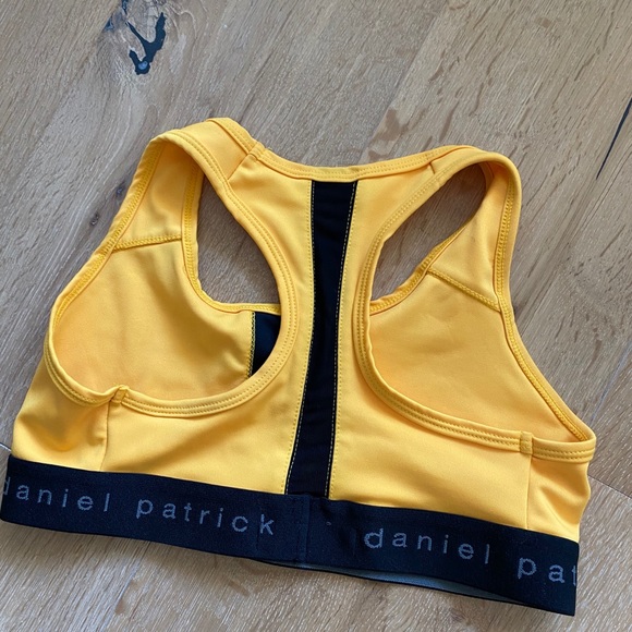 Daniel Patrick Yellow/black sports bra SZ sml - Picture 2 of 5